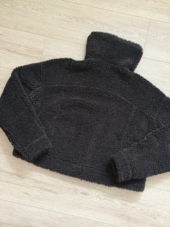 Lululemon Textured Fleece Button size 6 - Picture 5 of 11